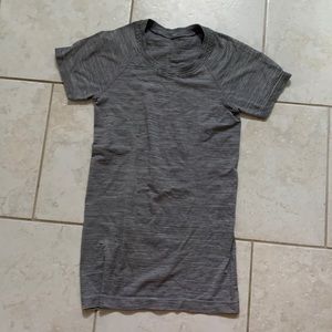 Gray short sleeve Lululemon swiftly tech shirt